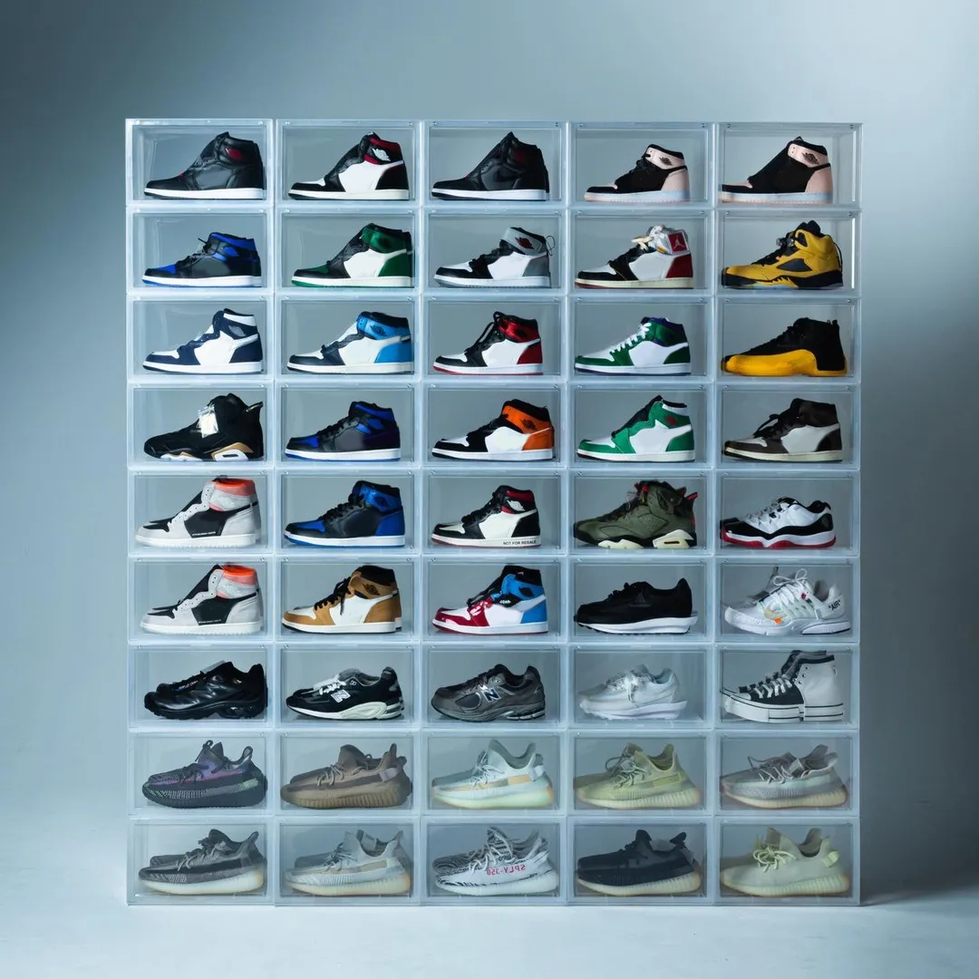 Sneakers Box